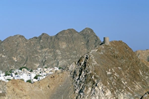 Hill Range Prints: Old quarters