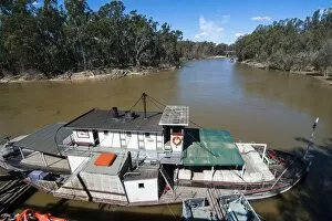 Images Dated 31st October 2008: Old steamer in Echuca on the Murray River, Victoria, Australia, Pacific