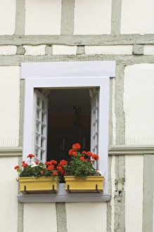 Images Dated 15th July 2007: Old timber-framed building, Quimper, Southern Finistere, Brittany, France, Europe