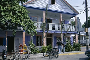 Veranda Prints: Old Town, Bahama Village