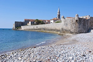 Images Dated 17th April 2008: Old town of Budva, Montenegro, Europe