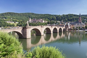 Old town with Karl-Theodor-Bridge (Old Bridge), Heilig Geist Church and Castle, Neckar River