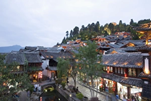 Images Dated 3rd May 2008: The Old Town, Lijiang, UNESCO World Heritage Site, Yunnan Province, China, Asia