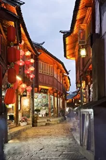 Images Dated 2nd May 2008: The Old Town, Lijiang, UNESCO World Heritage Site, Yunnan Province, China, Asia