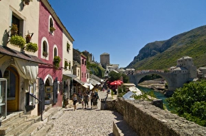 Images Dated 10th August 2008: The old town of Mostar, UNESCO World Heritage Site, Bosnia-Herzegovina, Europe