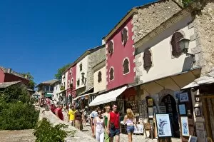 Images Dated 10th August 2008: The old town of Mostar, UNESCO World Heritage Site, Bosnia-Herzegovina, Europe