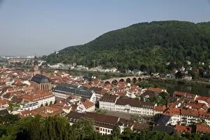 Images Dated 22nd May 2010: Old Town and River Neckar, Heidelberg, Baden-Wurttemberg, Germany, Europe