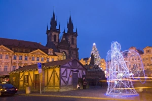 Images Dated 11th December 2008: Old Town Square at Christmas time and Tyn Cathedral, Prague, Czech Republic, Europe