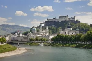 Images Dated 22nd April 2011: Old Town, UNESCO World Heritage Site, with Hohensalzburg Fortress and Dom Cathedral
