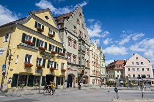 Bayern Prints: Old trader houses on Arnulfsplatz, a square in Regensburg, UNESCO World Heritage Site