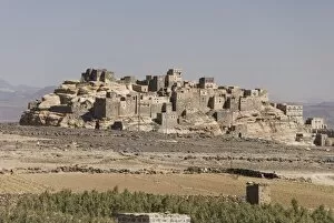 Old village built on sandstone crag, Al Gorza, Shibam valley, near San a