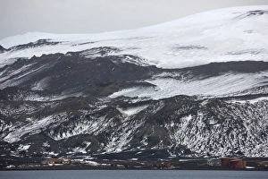 Images Dated 18th February 2009: Old Whaling Station, Deception Island, South Shetlands, Antarctic, Polar Regions