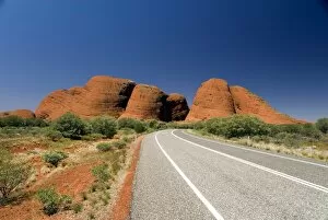 Images Dated 17th October 2010: The Olgas, monoliths of hard sandstone, near Uluru (Ayers Rock), Uluru-Kata Tjuta National Park