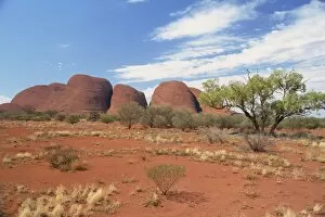 Images Dated 14th February 2008: The Olgas, Uluru-Kata Tjuta National Park, UNESCO World Heritage Site, Northern Territory