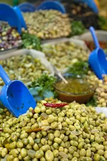 Images Dated 12th November 2009: Olives on pickles stall, street market, Medina, Fez, Morocco, North Africa, Africa
