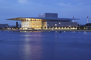 The Opera House at dusk, Copenhagen, Denmark, Scandinavia, Europe