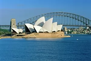Images Dated 25th July 2008: Opera House and Sydney Harbour Bridge, Sydney, New South Wales, Australia