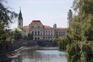 Images Dated 18th June 2009: Oradea, Romania, Europe
