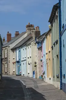 Villages Prints: Original terrace houses preserved using pastel colours