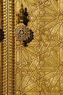 Images Dated 12th November 2009: Ornate bronze doorway, Royal Palace, Fez el-Jedid, Fez, Morocco, North Africa, Africa