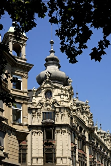 Zurich Prints: Ornate building in the old town