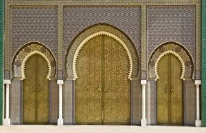 Images Dated 7th September 2007: Ornate doorway at the Royal Palace, Fez, Morocco, North Africa, Africa