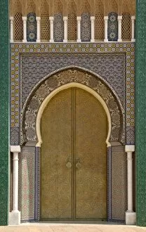 Images Dated 7th September 2007: Ornate doorway at the Royal Palace, Fez, Morocco, North Africa, Africa