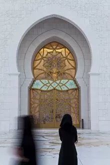 Images Dated 25th January 2010: Ornate entrance to the main prayer hall of Sheikh Zayed Bin Sultan Al Nahyan Mosque