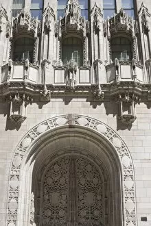 Images Dated 12th May 2008: Ornate Gothic style entrance to the Tribune Tower, Chicago, Illinois, United States of America