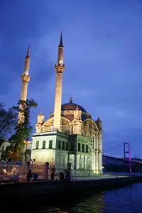 Images Dated 25th April 2008: Ortakoy Mecidiye mosque and the Bosphorus bridge, Istanbul, Turkey, Europe