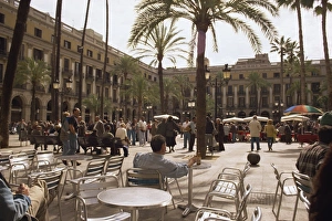 Barcelona Prints: Outdoor cafes in Placa Real