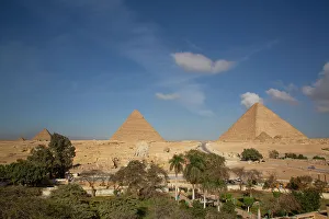 Pharaoh Prints: Overview of Pyramids and Sphinx