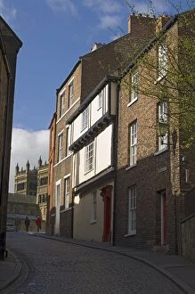 Durham Collection: Owengate, Cathedral precinct, Durham City, Co. Durham, England, United Kingdom, Europe