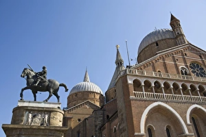 Images Dated 21st March 2009: Padova, Veneto, Italy, Europe