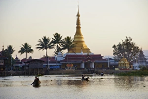 Traditionally Burmese Prints: Pagoda, Nampan village, Inle Lake, Shan State, Myanmar (Burma), Asia