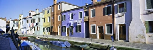 Cosmopolitan Prints: Painted houses