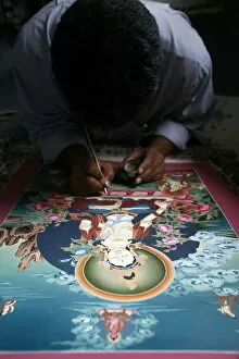 Images Dated 24th July 2007: Painting a thangka depicting White Tara goddess, Buddhist symbol of long life, Bhaktapur
