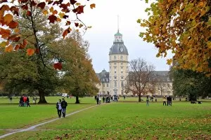 Images Dated 31st October 2010: Palace and gardens, Karlsruhe, Baden-Wurttemberg, Germany, Europe