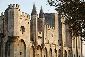 Images Dated 30th October 2009: Palais des Papes, Avignon, UNESCO World Heritage Site, Vaucluse, France, Europe