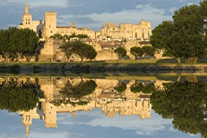 Palais des Papes, UNESCO World Heritage Site, reflected in the River Rhone, Avignon