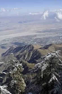 Images Dated 1st December 2007: Palm Springs from the top of San Jacinto Peak, Palm Springs, California