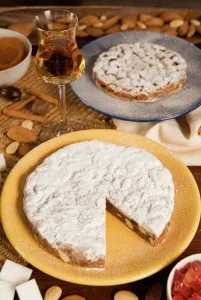 Images Dated 5th January 2000: Panforte of Siena