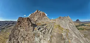Observation Prints: Panorama view showcases Alinja castle with surrounding landscapes in Nakhchivan