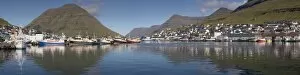 Images Dated 23rd September 2009: Panoramic view of Klaksvik, fishing boats and harbour, second largest town in the Faroes