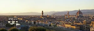 Panorama Gallery: Panoramic view of Ponte Vecchio, River Arno, Palazzo Vecchio and Duomo from Piazzale Michelangelo