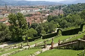 Images Dated 28th June 2009: Panoramic view over River Arno and Florence from the Bardini Gardens, Florence (Firenze)
