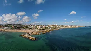 Enjoyment Prints: Panoramic view of Tamariz beach showcasing water