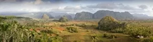 Images Dated 26th March 2009: Panoramic view of the Vinales Valley showing limestone hills known as Mogotes