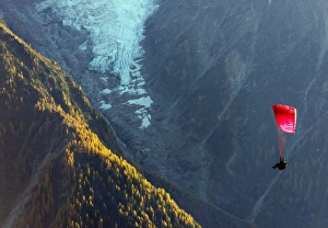 Rhone Alps Prints: Paraglider, Chamonix Valley, Rhone Alps, Haute Savoie, France, Europe