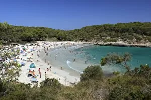 Images Dated 19th August 2011: Parc Natural de Mondragos Amarador beach, Mallorca (Majorca), Balearic Islands
